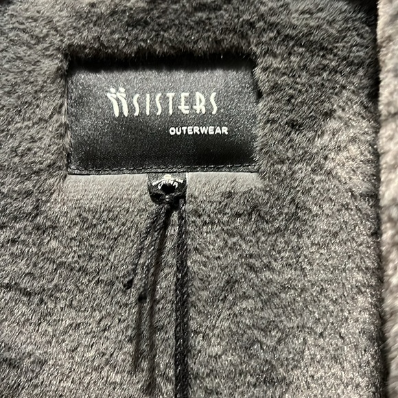 Reptile embossed vest - Picture 3 of 4